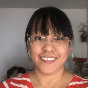 Meet your Posher, Maribeth